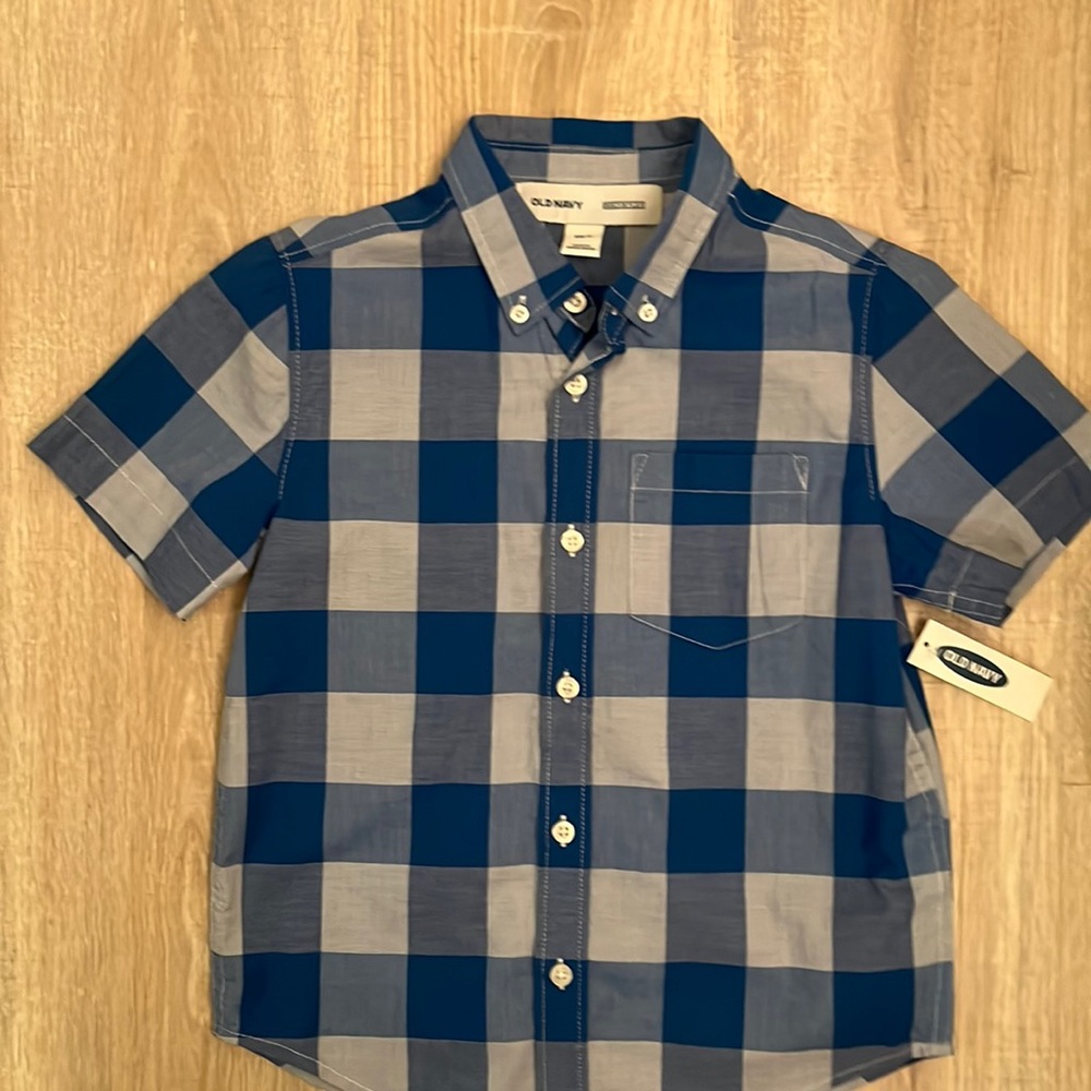 Old Navy boys button down plaid shirt
